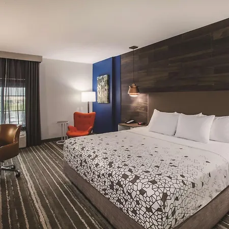 Hotel La Quinta By Wyndham Owasso